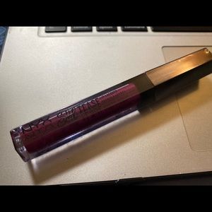 NYX SLIP TEASE lip gloss 01 karma suit ya